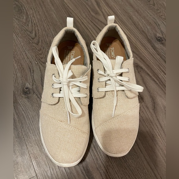 Beige glitter Toms - Picture 1 of 3
